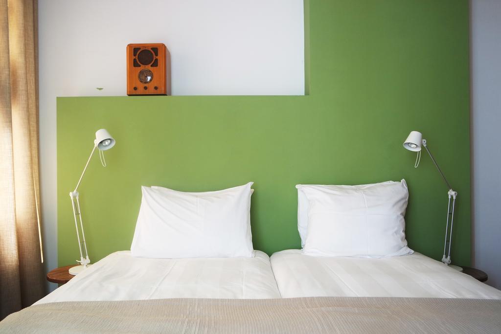 Alberti - Bed & Bike Róterdam Habitación foto